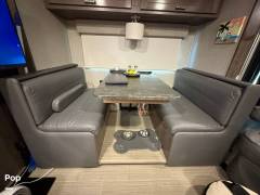 2022 Winnebago Adventurer 27N, $ 94,500