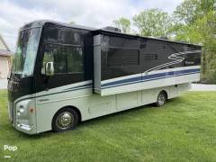2022 Winnebago Adventurer 29b, $ 99,000