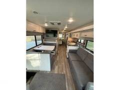 2022 Winnebago Adventurer 29b, $ 99,000