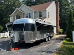 2016 Airstream Flying Cloud 25RB, $ 63,900