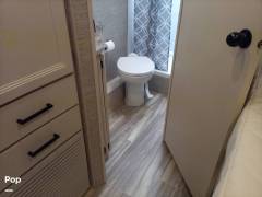 2021 Thor Motor Coach Axis 25.6, $ 62,500