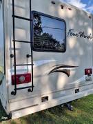 2017 Thor Motor Coach Four Winds 26B, $ 55,000
