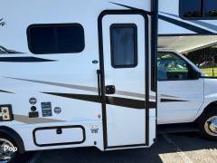 2026 East To West RV Entrada 2200SF, $ 118,000