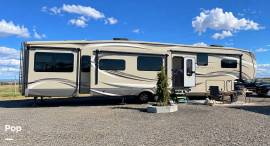 2018 Jayco Pinnacle 36KPTS, $ 40,000
