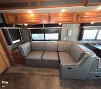 2015 Fleetwood Southwind 34A, $ 78,100