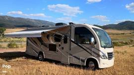 2017 Thor Motor Coach Axis 25.4, $ 44,995