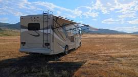 2017 Thor Motor Coach Axis 25.4, $ 44,995