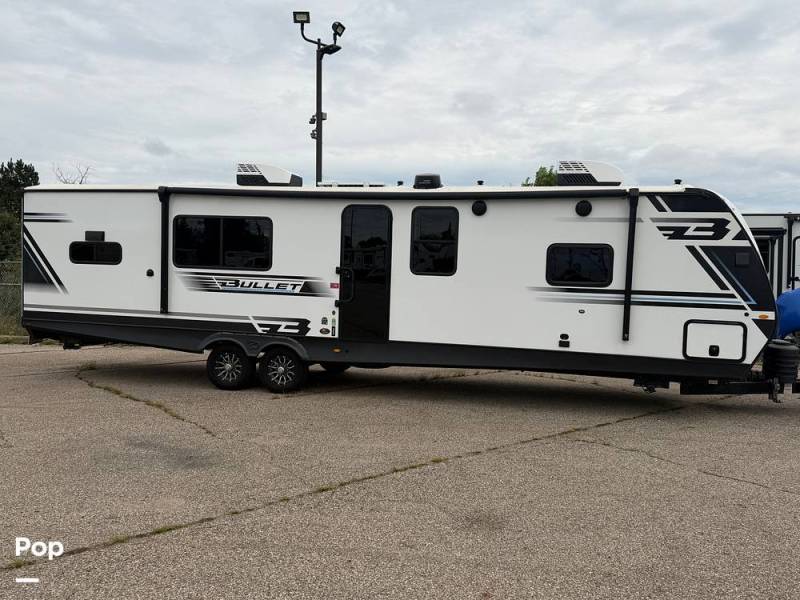 2025 Keystone Bullet 336BBK, $ 45,000