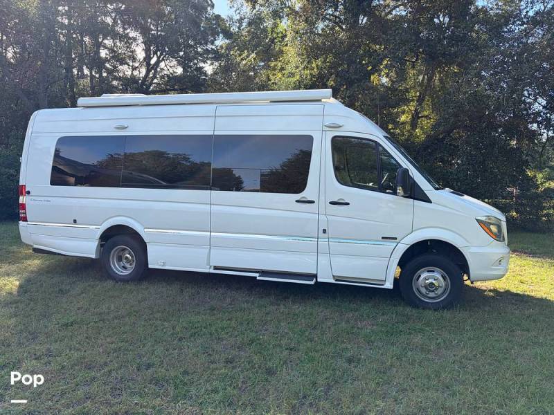 2019 Roadtrek Adventurous 4x4 XL Special Edition, $ 130,000