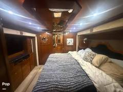 2005 American Coach American Heritage 45E, $ 112,000