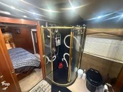 2005 American Coach American Heritage 45E, $ 112,000