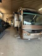 2005 American Coach American Heritage 45E, $ 112,000