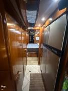 2005 American Coach American Heritage 45E, $ 112,000