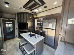 2022 Grand Design Momentum 351MS, $ 79,995