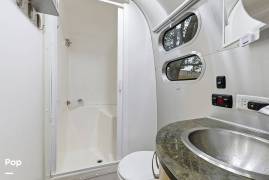 2015 Airstream Flying Cloud 30FB Bunk, $ 65,600