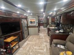 2018 Fleetwood Discovery 40D LXE, $ 168,400