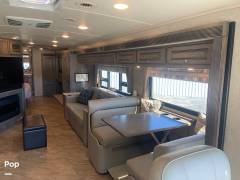 2019 Winnebago Forza 38F, $ 120,000
