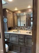 2019 Winnebago Forza 38F, $ 120,000