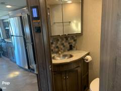 2019 Winnebago Forza 38F, $ 120,000