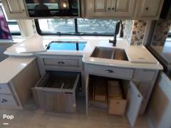 2021 Newmar Dutch Star 4369, $ 315,000