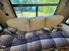 2015 CrossRoads Redwood 38GK, $ 42,800