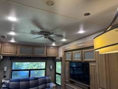 2015 CrossRoads Redwood 38GK, $ 42,800