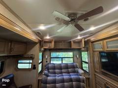 2015 CrossRoads Redwood 38GK, $ 42,800