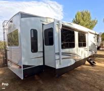 2021 Jayco Eagle 355MBQS, $ 40,000