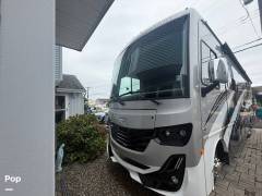 2022 Fleetwood Fortis 32RW, $ 115,000