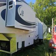 2017 Northwood Arctic Fox 32-5M, $ 35,000