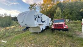 2017 Northwood Arctic Fox 32-5M, $ 35,000