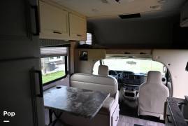 2023 Thor Motor Coach Chateau 22B, $ 86,700