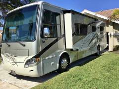 2012 Tiffin Allegro Breeze 32BR, $ 83,400