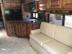2012 Tiffin Allegro Breeze 32BR, $ 83,400