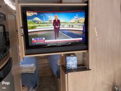 2013 Leisure Travel Unity U24TB, $ 79,200