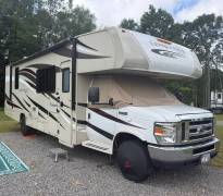 2017 Coachmen Leprechaun 311FS, $ 65,500