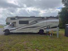 2017 Coachmen Leprechaun 311FS, $ 65,500