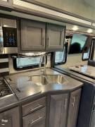 2022 Thor Motor Coach Outlaw 38MB, $ 159,900