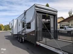 2022 Alliance RV Valor 37V13, $ 69,000