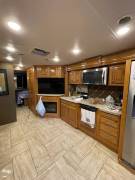 2016 Thor Motor Coach Tuscany XTE 36MQ, $ 112,000