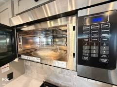 2021 Redwood RV Redwood 3901WB, $ 79,998