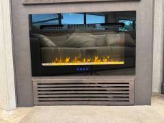 2022 Thor Motor Coach Aria 3701, $ 223,000