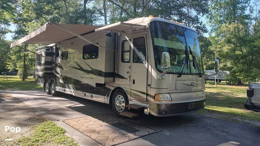 2005 Newmar Mountain Aire 4304, $ 57,750