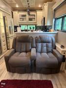2022 Vanleigh RV Beacon 41LKB, $ 95,000
