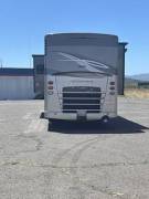 2017 Winnebago Forza 34T, $ 77,800
