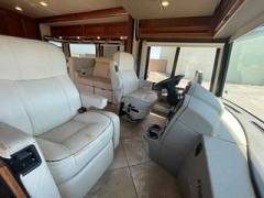 2017 Winnebago Forza 34T, $ 77,800