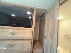 2019 Jayco Seneca 37TS, $ 159,900
