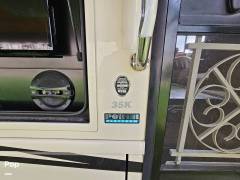 2014 Fleetwood Bounder 35K, $ 60,500