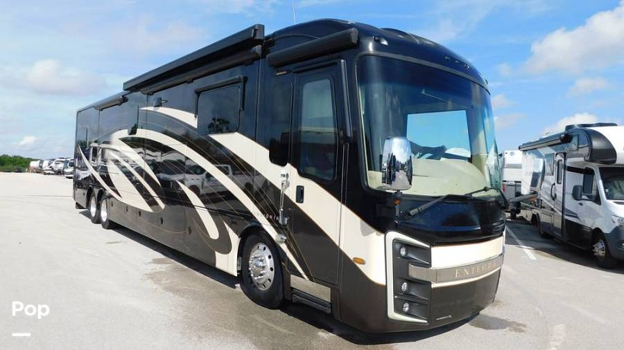 2017 Entegra Coach Insignia 44w, $ 158,900