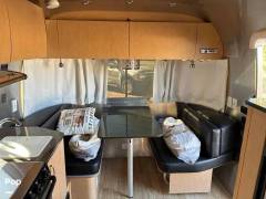 2017 Airstream Flying Cloud 19, $ 45,000